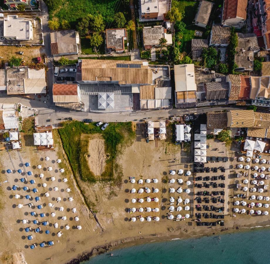 Aqua Luxury By Estia Hotel