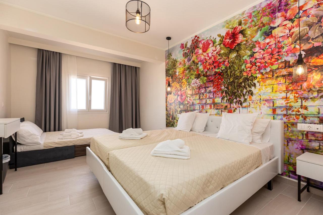 Hotel Aqua Luxury By Estia 4*