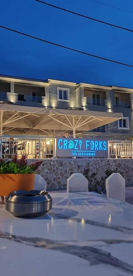 Aqua Luxury By Estia Hotel 4*