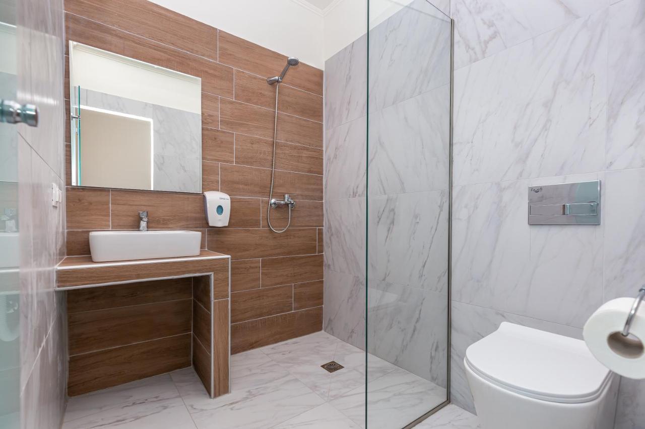 Hotel Aqua Luxury By Estia Roda (Corfu)
